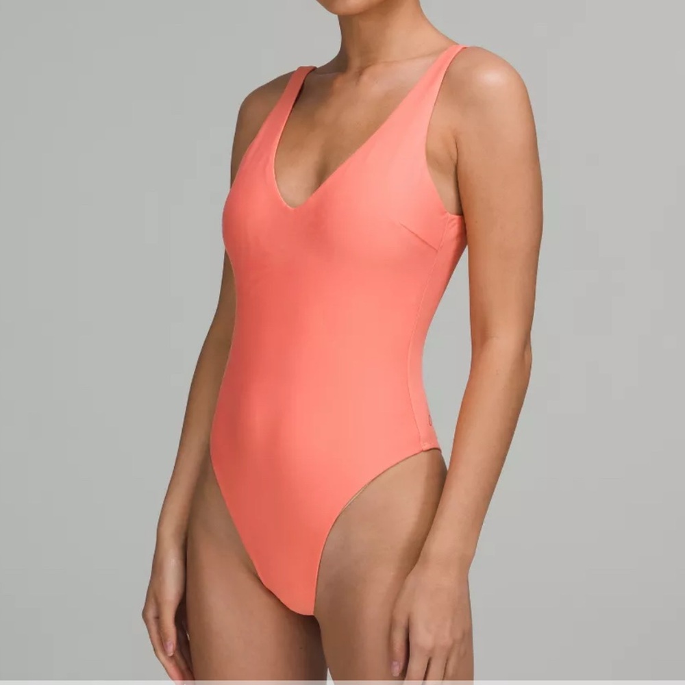Lululemon swim suit